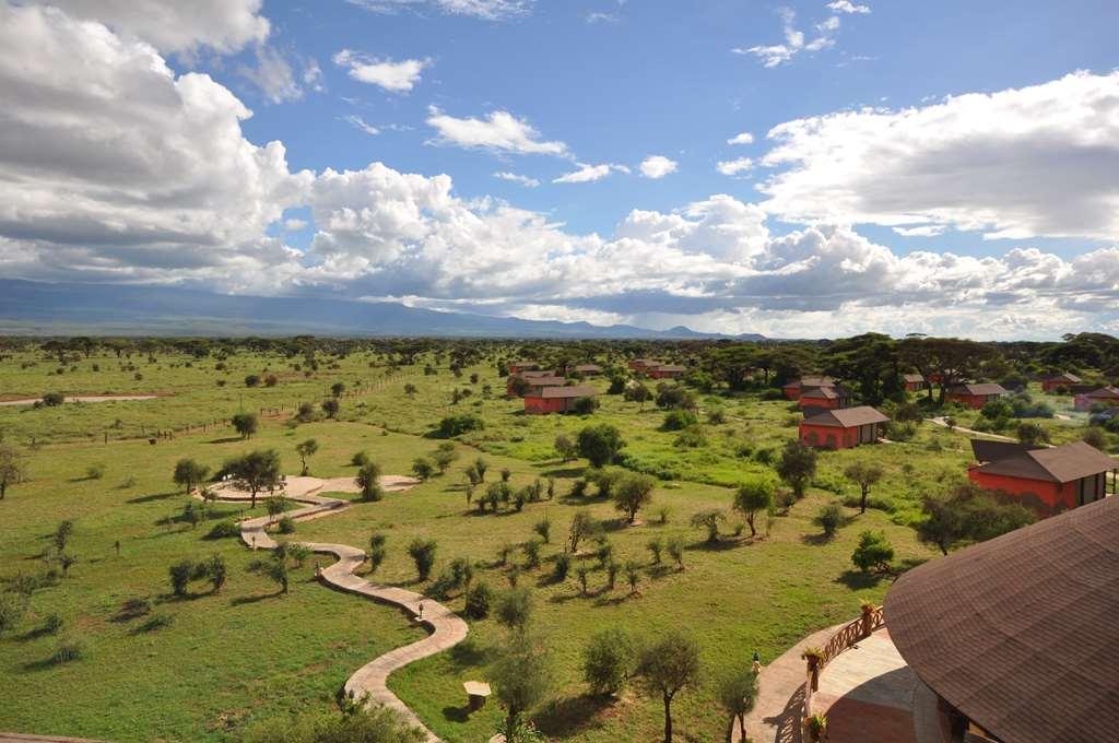Kilima Safari Camp Hotel Oloitokitok Ngoại thất bức ảnh